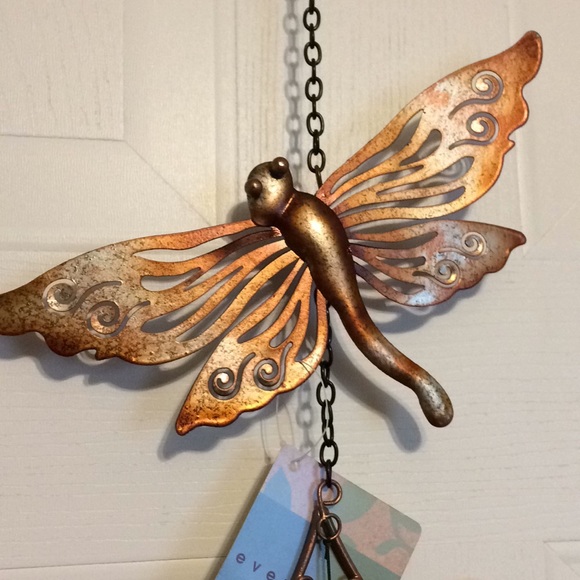 5/$25 WINDCHIME BUTTERFLY - Picture 2 of 4